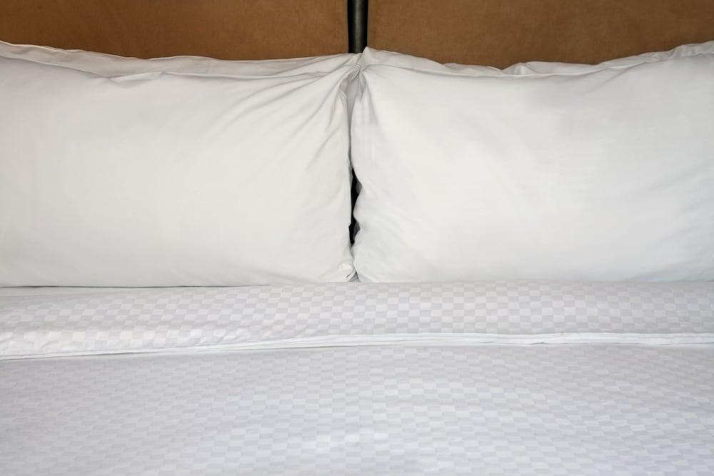 Four Points By Sheraton Raleigh North Εξωτερικό φωτογραφία