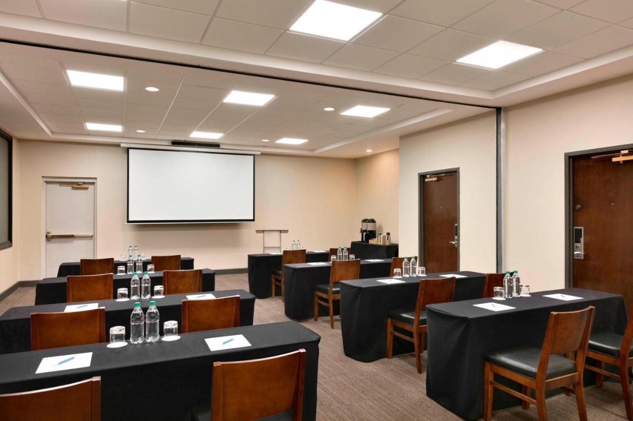 Four Points By Sheraton Raleigh North Εξωτερικό φωτογραφία