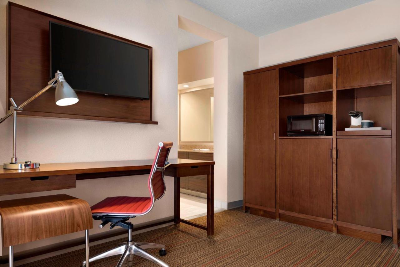 Four Points By Sheraton Raleigh North Εξωτερικό φωτογραφία