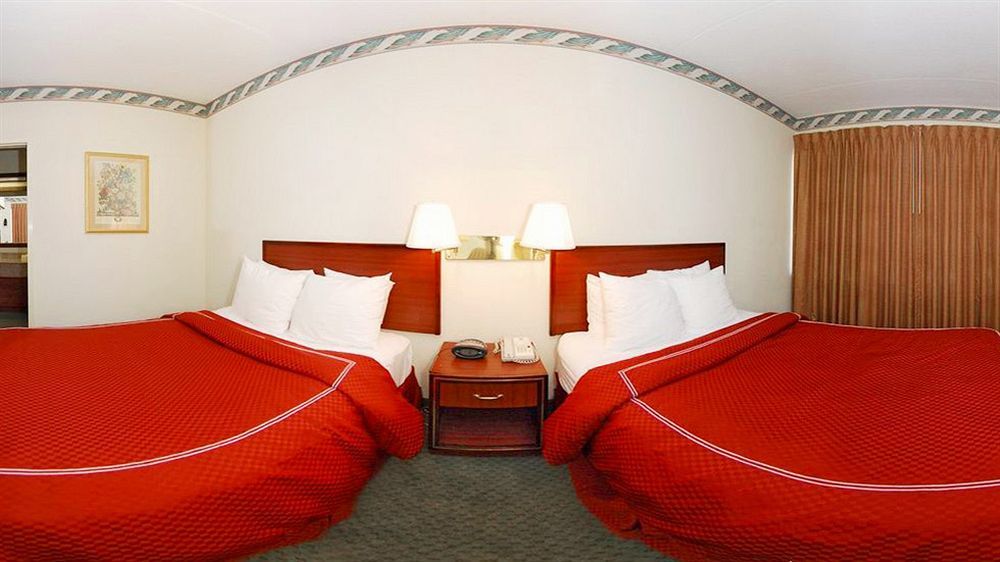 Four Points By Sheraton Raleigh North Εξωτερικό φωτογραφία