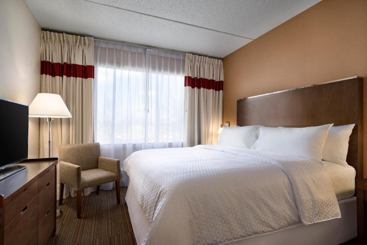 Four Points By Sheraton Raleigh North Εξωτερικό φωτογραφία